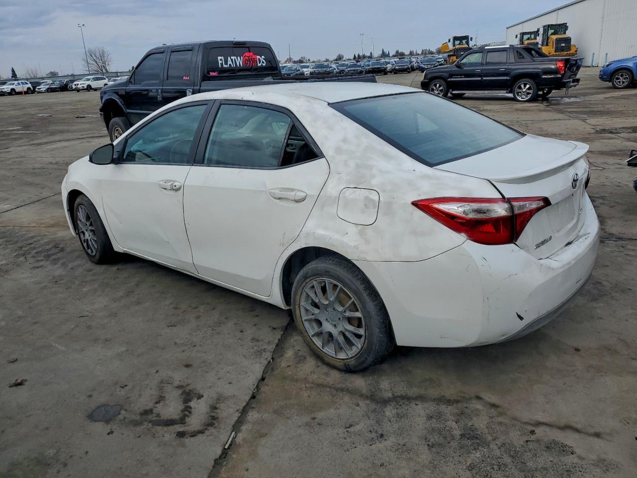 2015 TOYOTA COROLLA