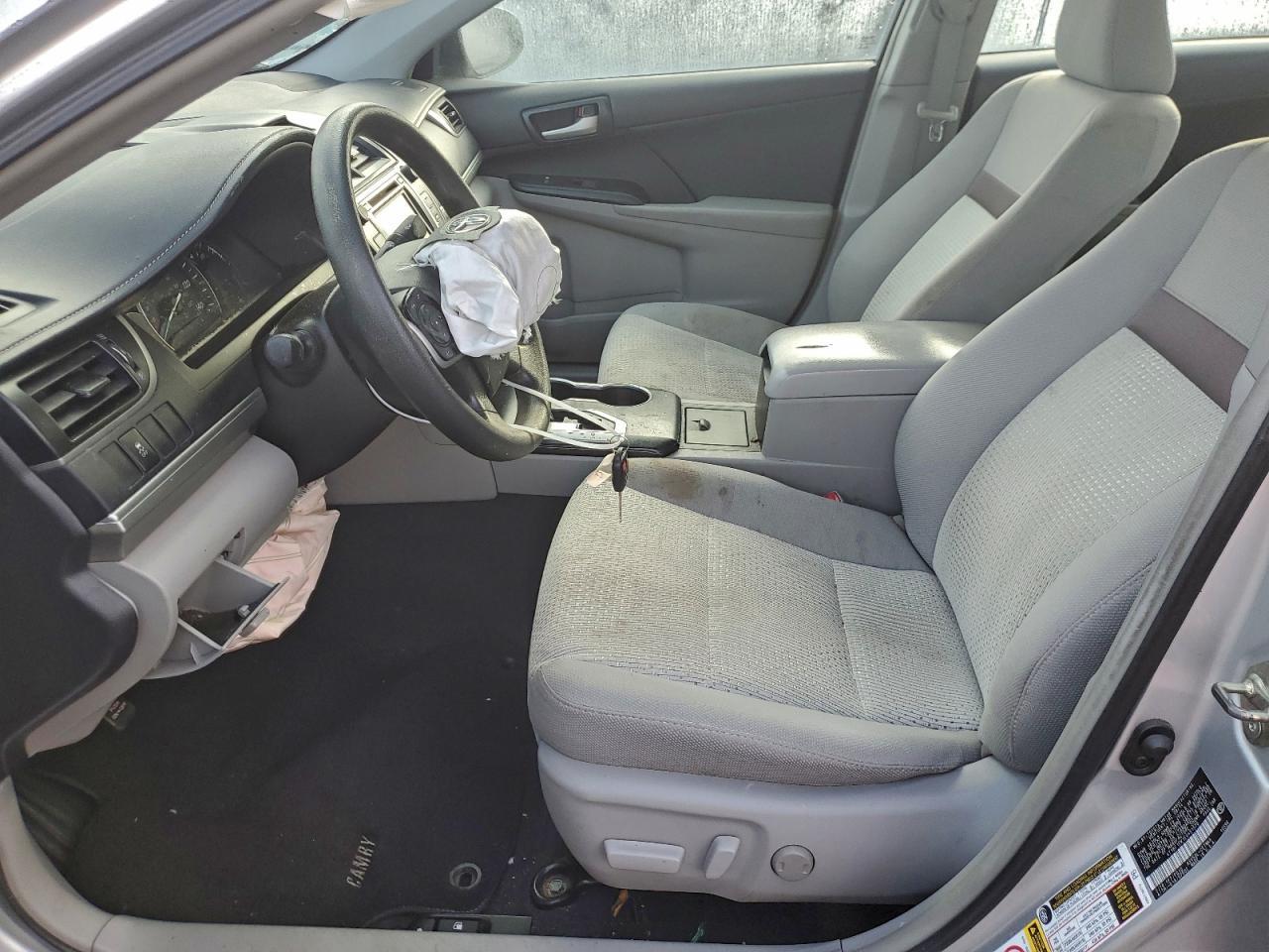 2014 TOYOTA CAMRY