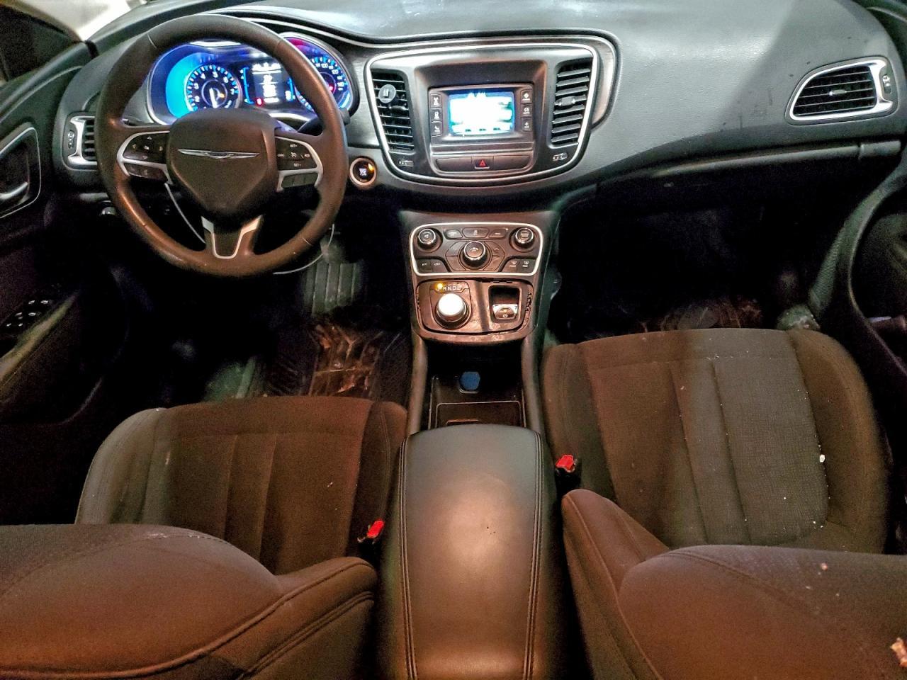 2015 CHRYSLER 200