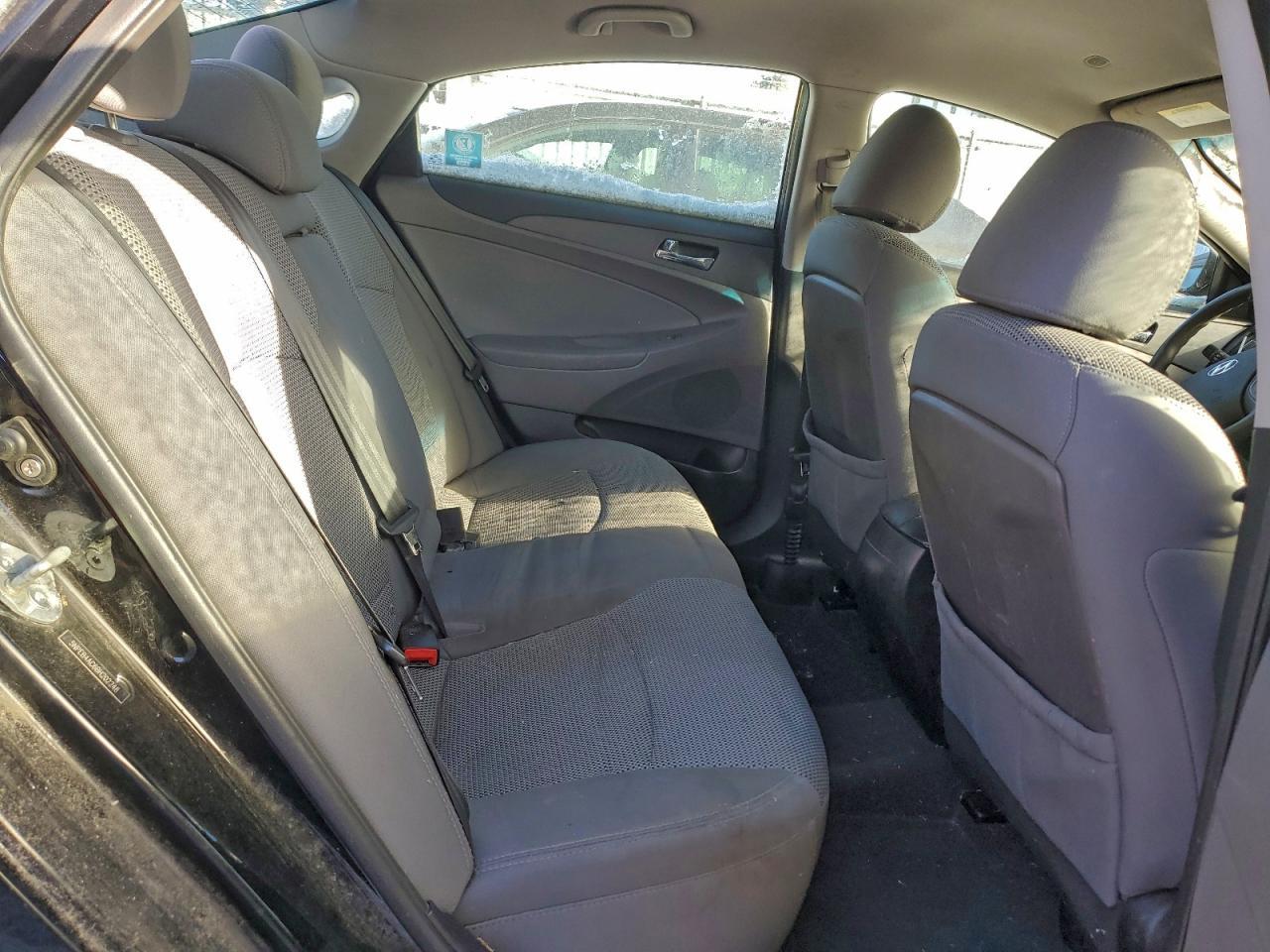 2011 HYUNDAI SONATA