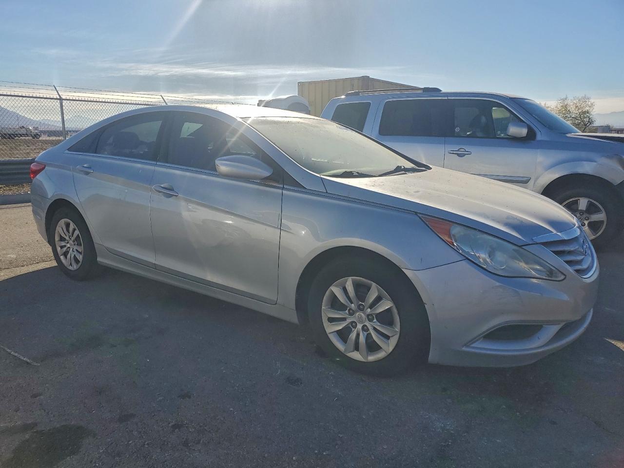 2011 HYUNDAI SONATA