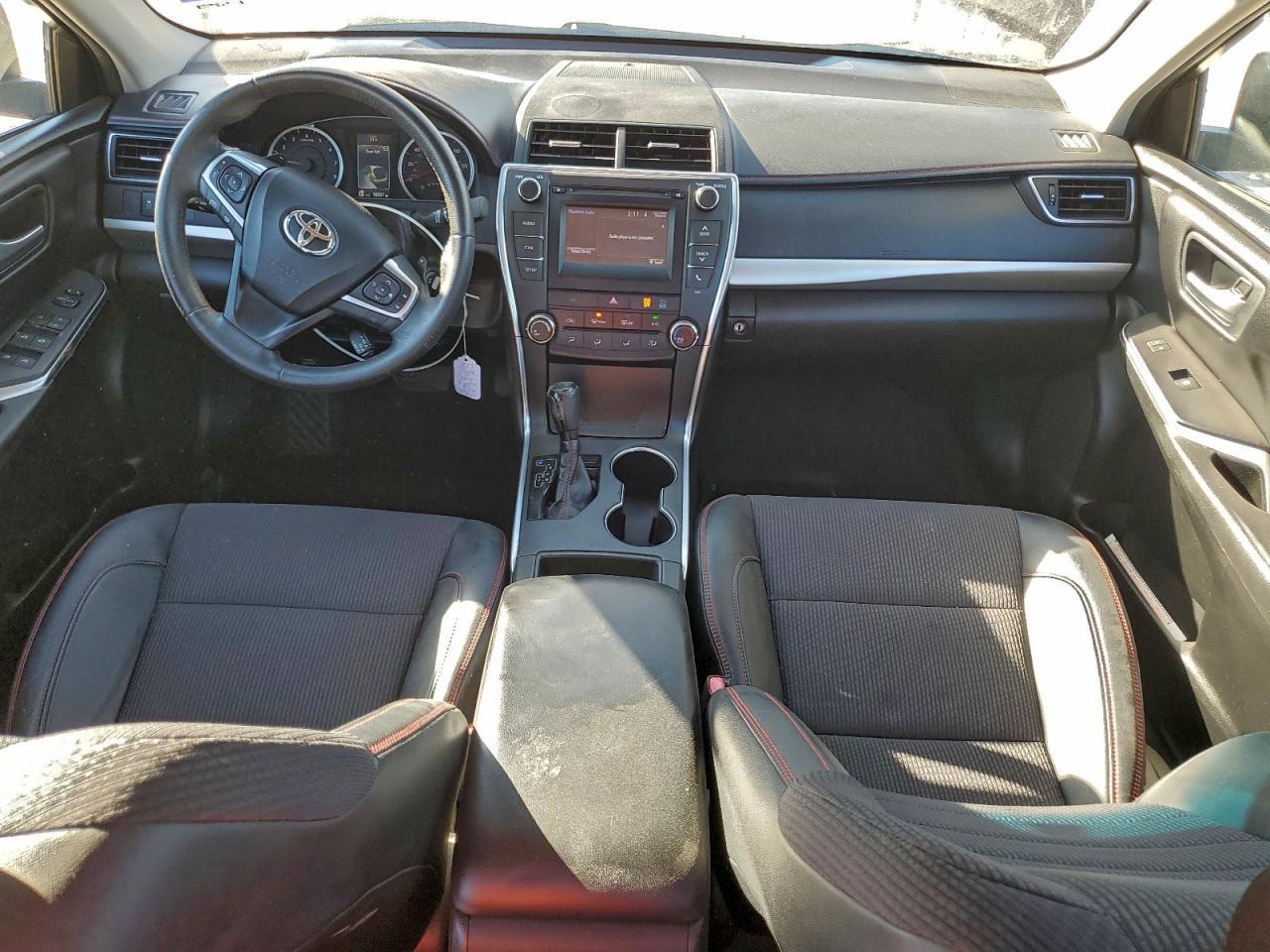 2017 TOYOTA CAMRY