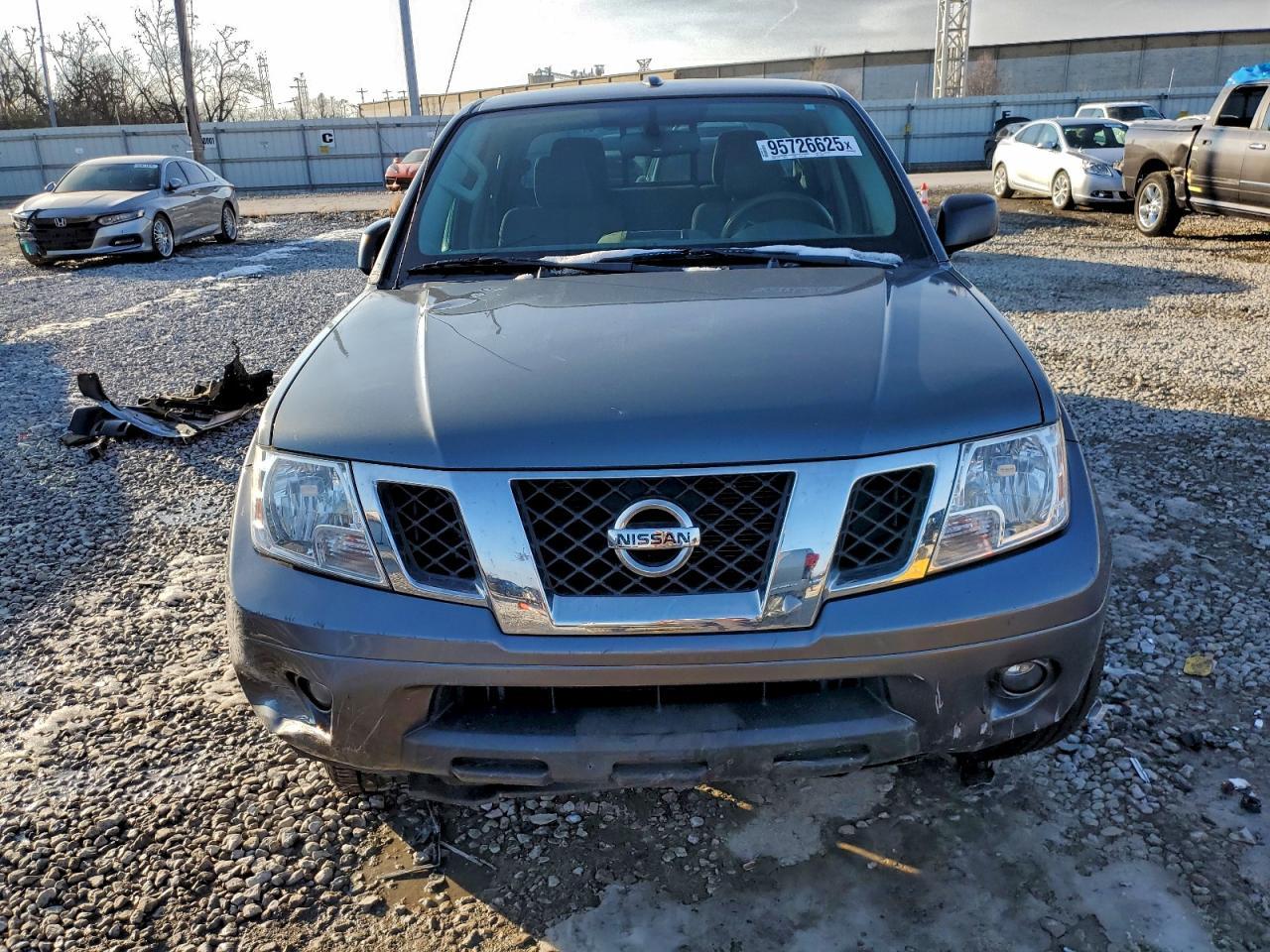 2017 NISSAN Frontier