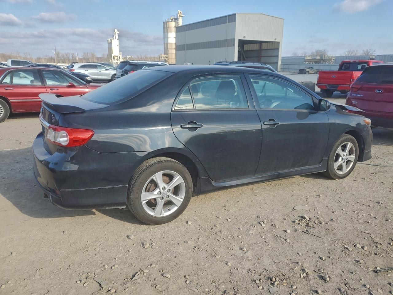 2013 TOYOTA COROLLA
