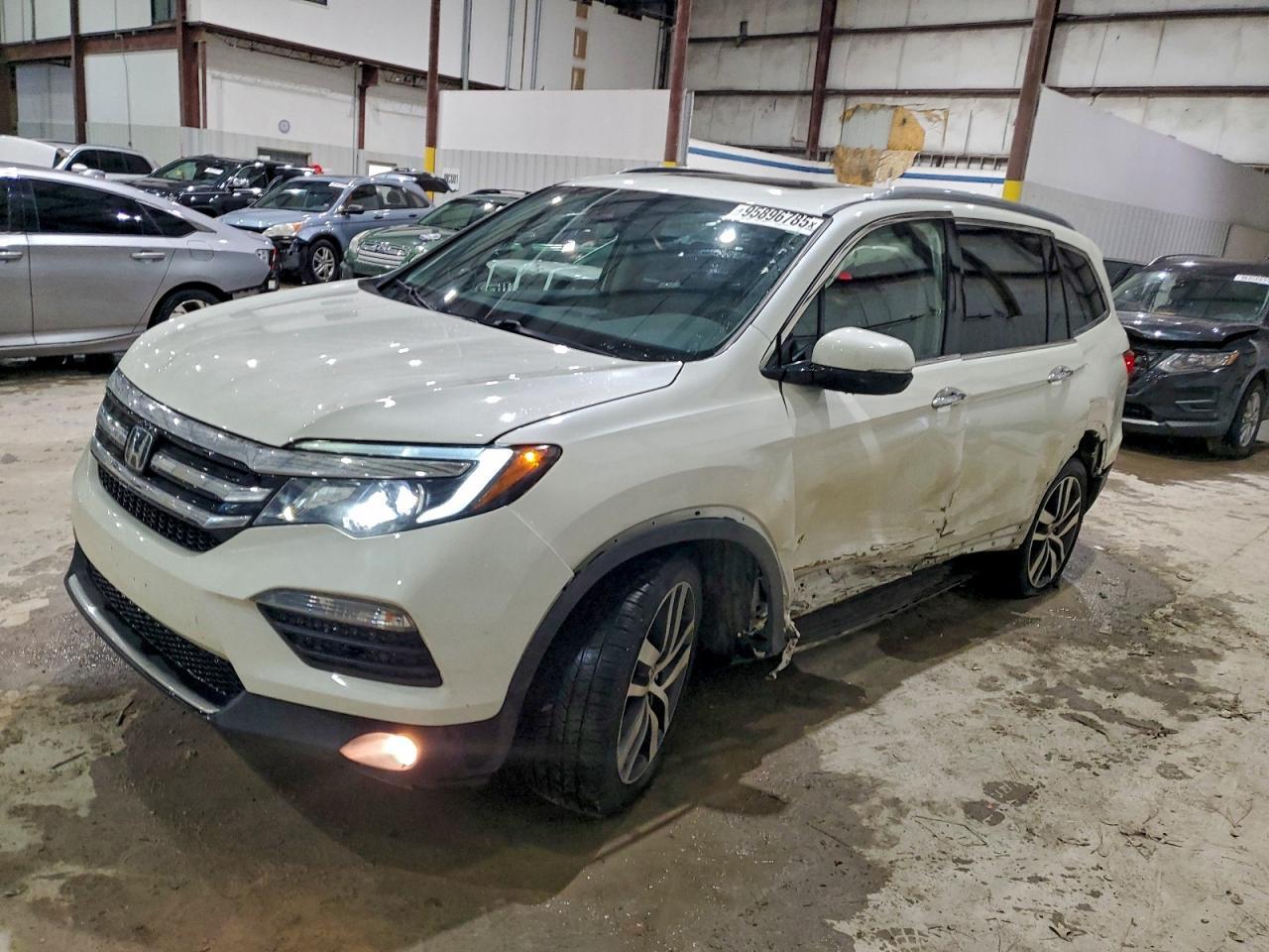 2017 HONDA PILOT