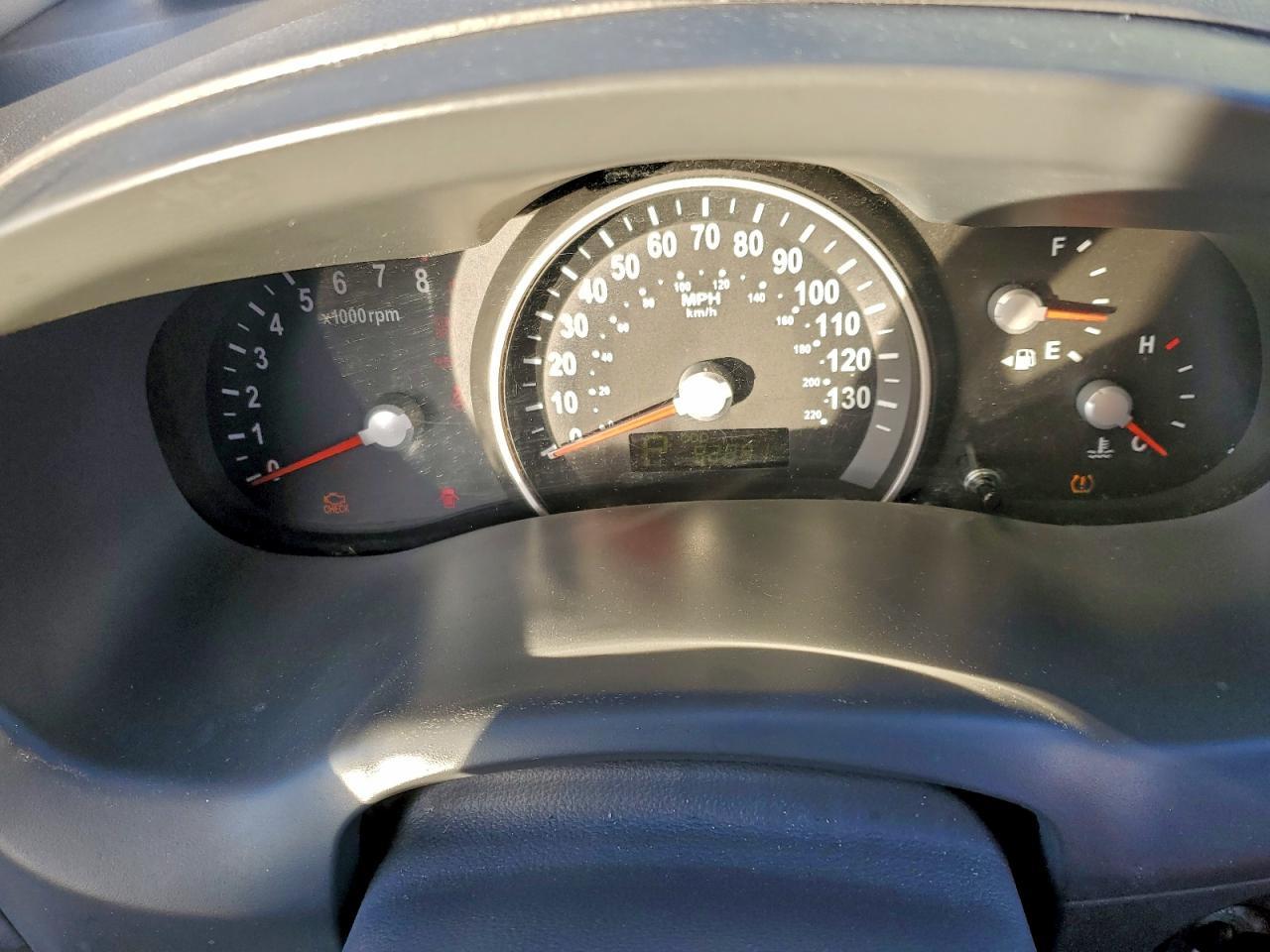 2012 KIA SEDONA