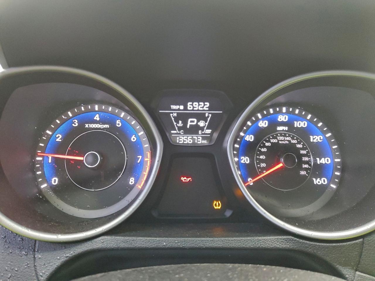 2014 HYUNDAI ELANTRA
