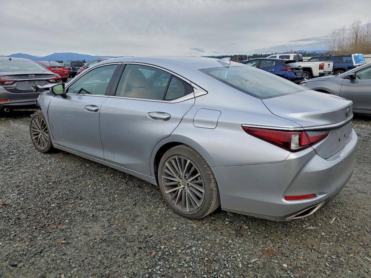 2022 LEXUS ES 350