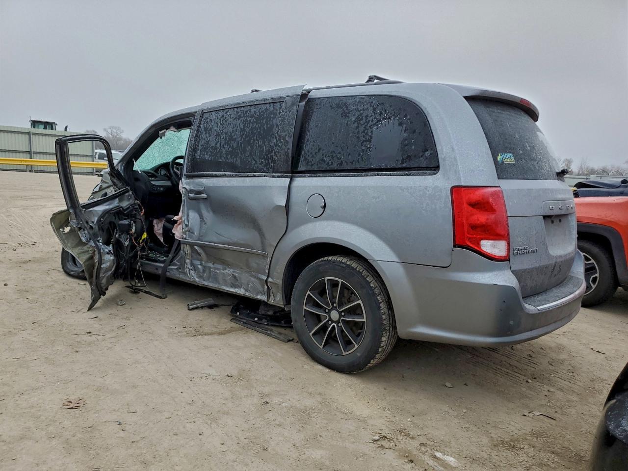 2017 DODGE GRAND CARAVAN