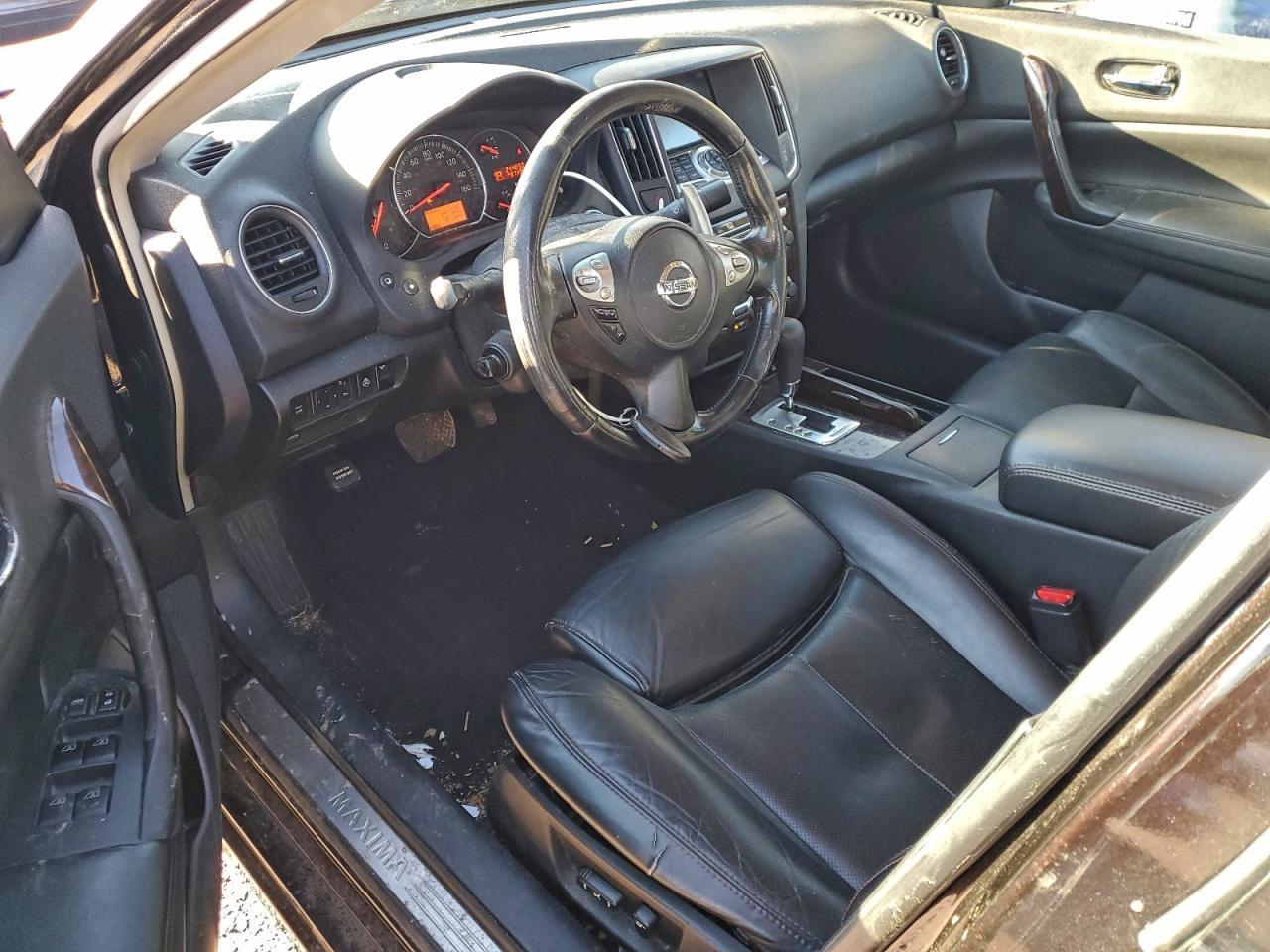 2010 NISSAN Maxima