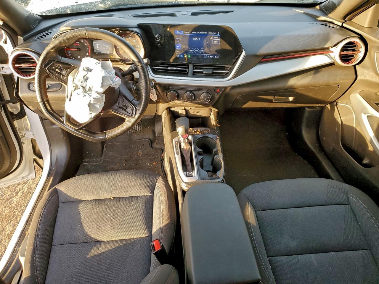 2025 CHEVROLET TRAX