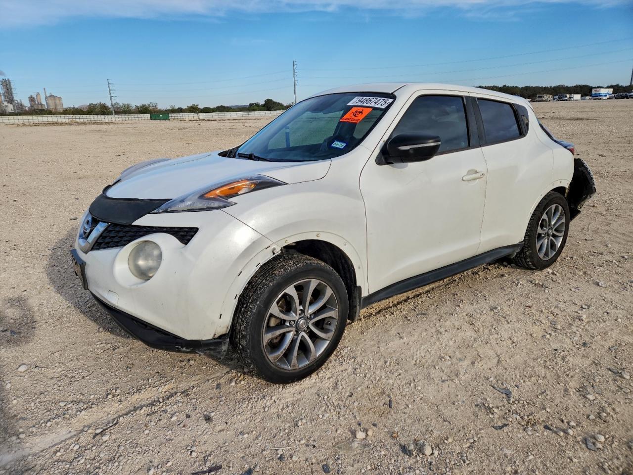 2015 NISSAN Juke