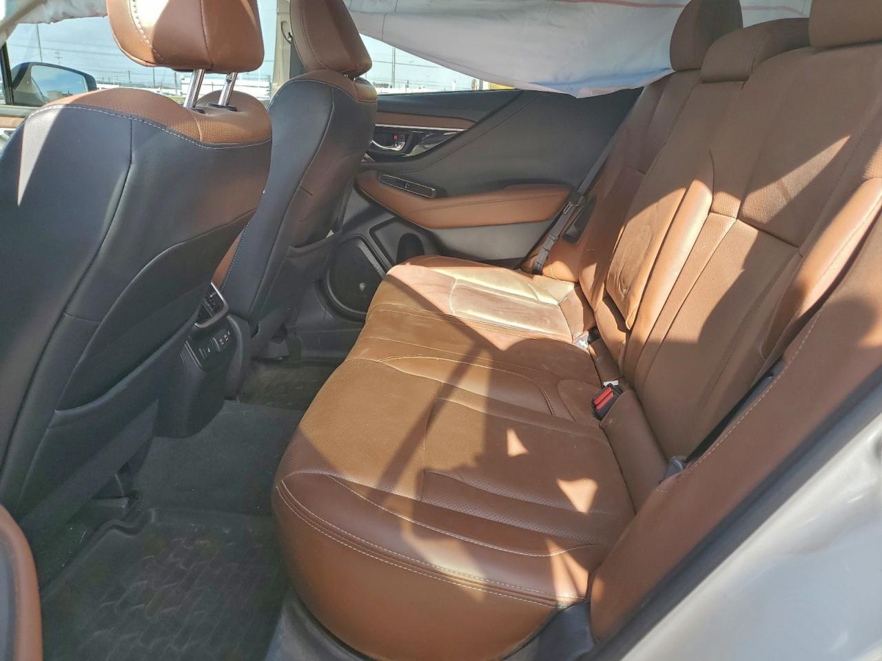 2020 SUBARU Outback