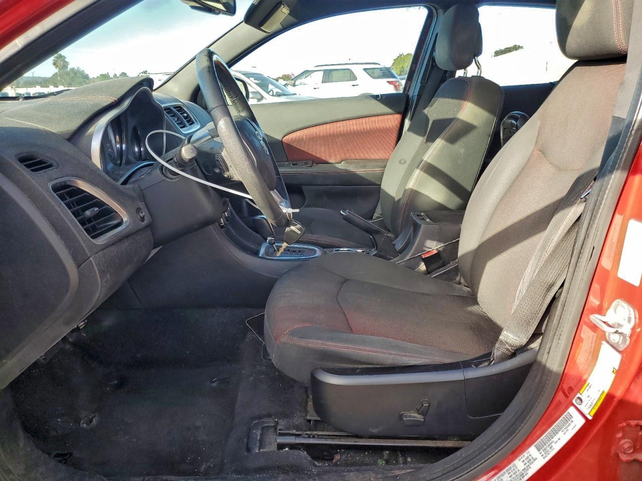 2011 DODGE Avenger