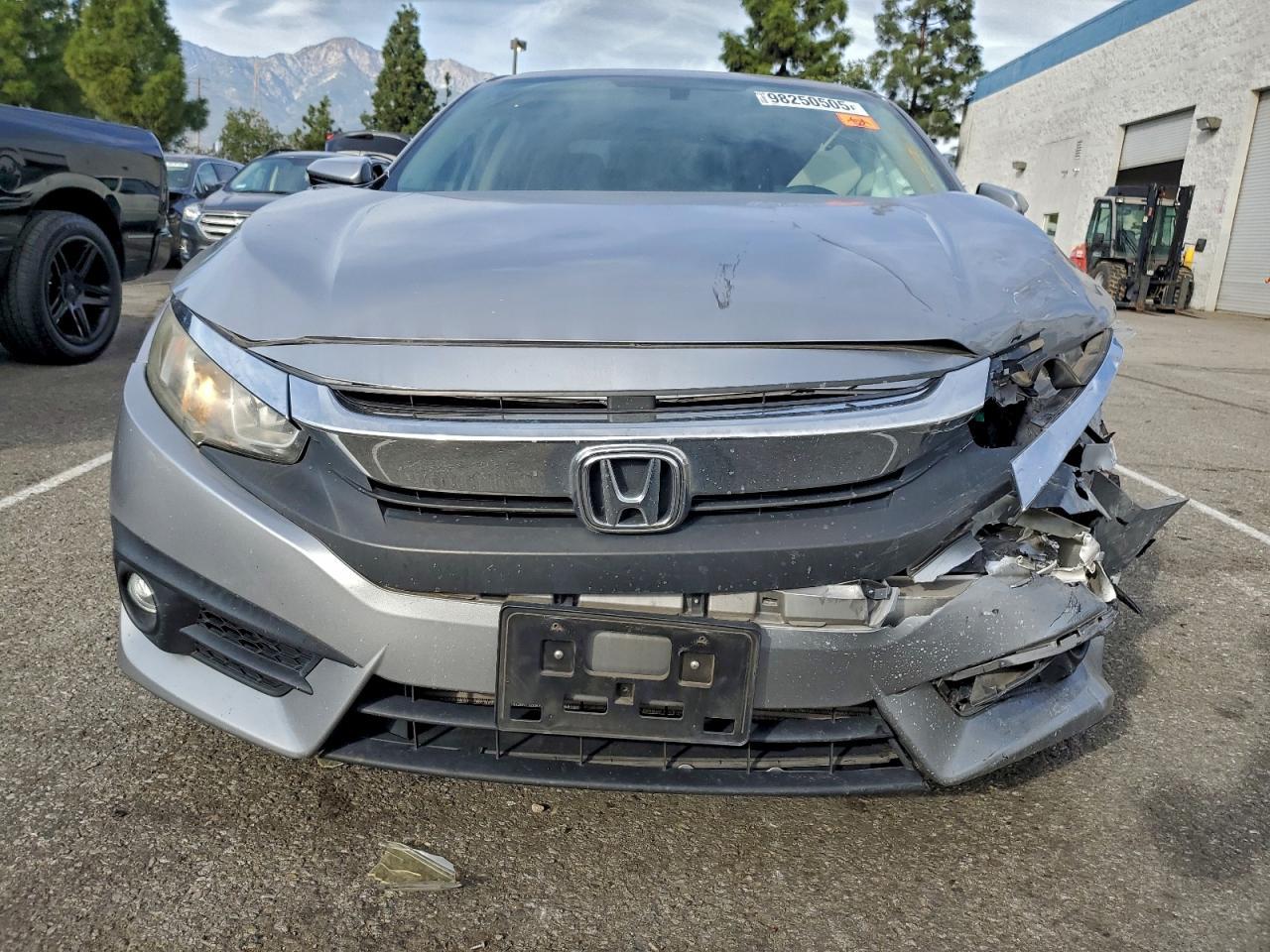 2016 HONDA CIVIC