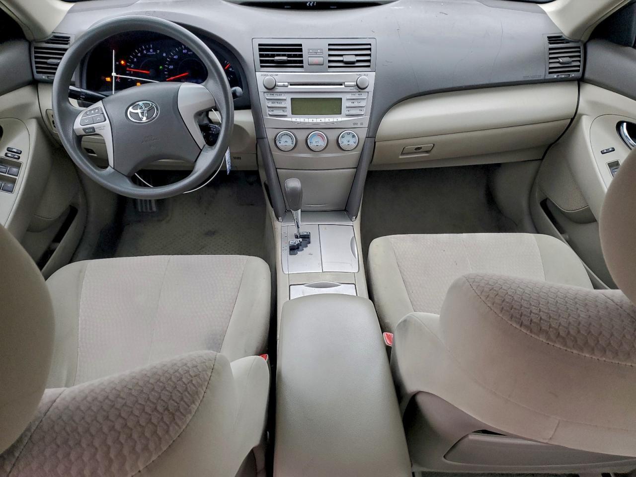 2011 TOYOTA CAMRY
