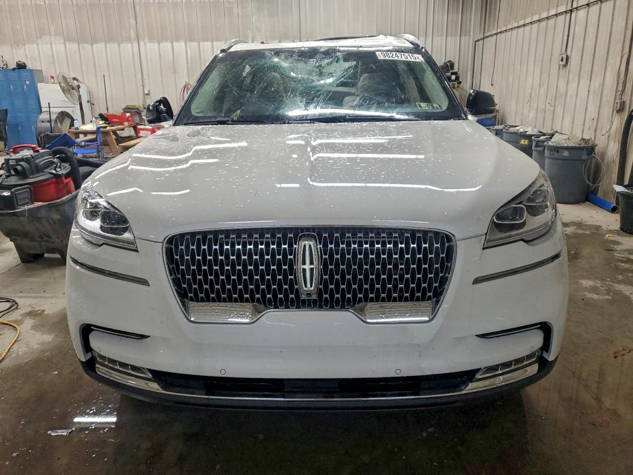 2021 LINCOLN Aviator