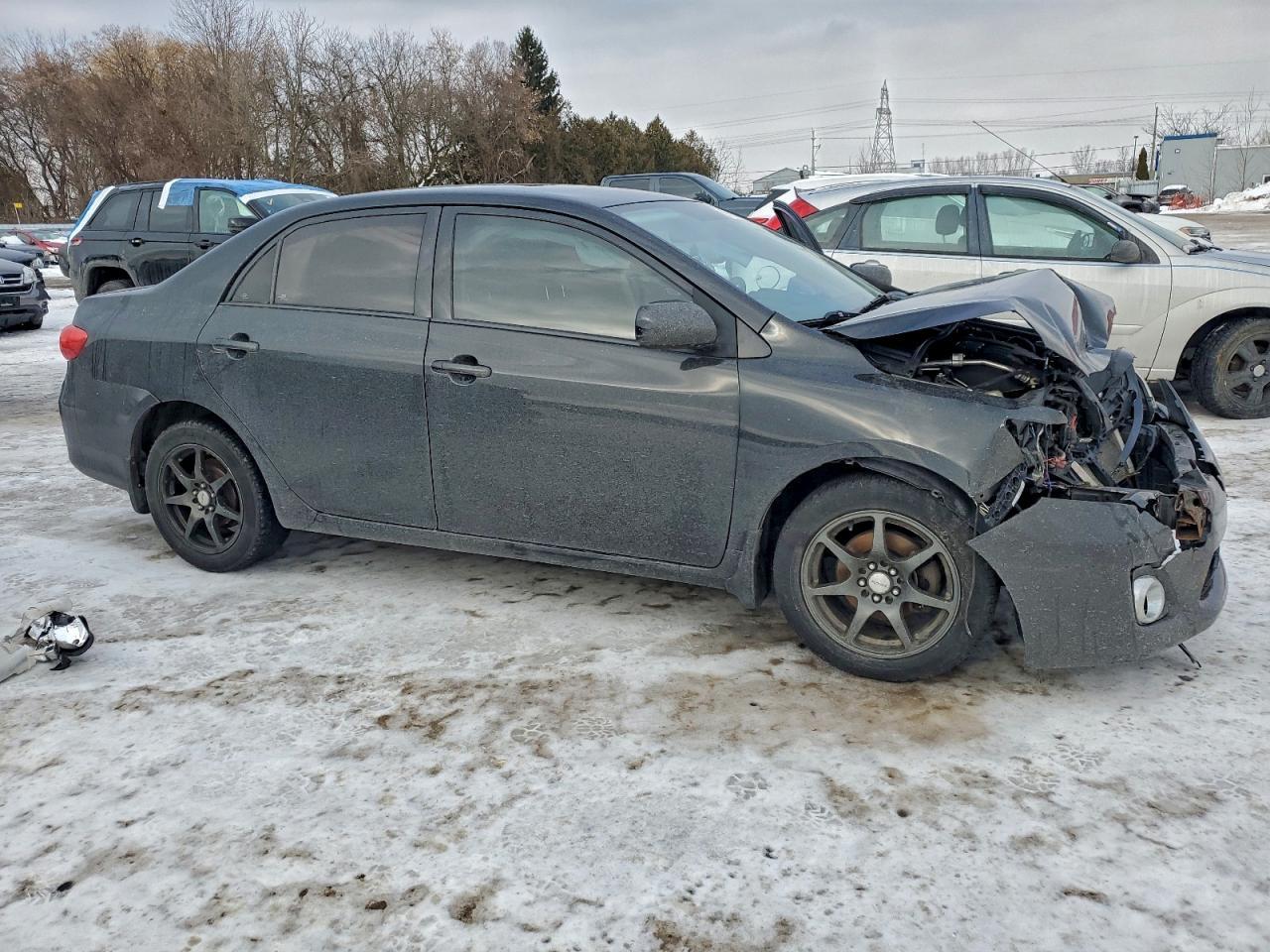 2013 TOYOTA COROLLA