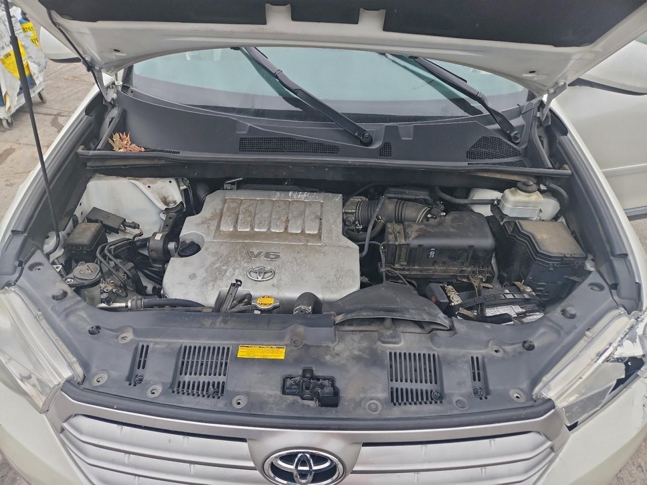 2013 TOYOTA HIGHLANDER