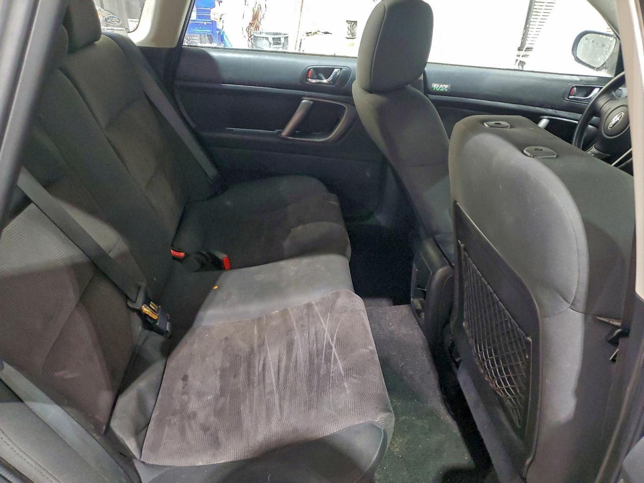 2009 SUBARU Outback