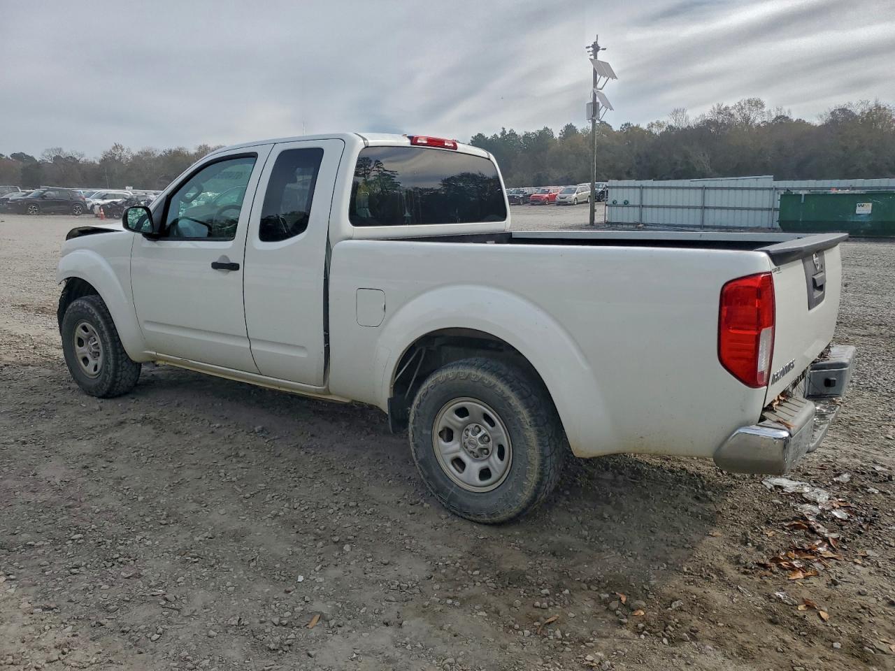 2015 NISSAN Frontier