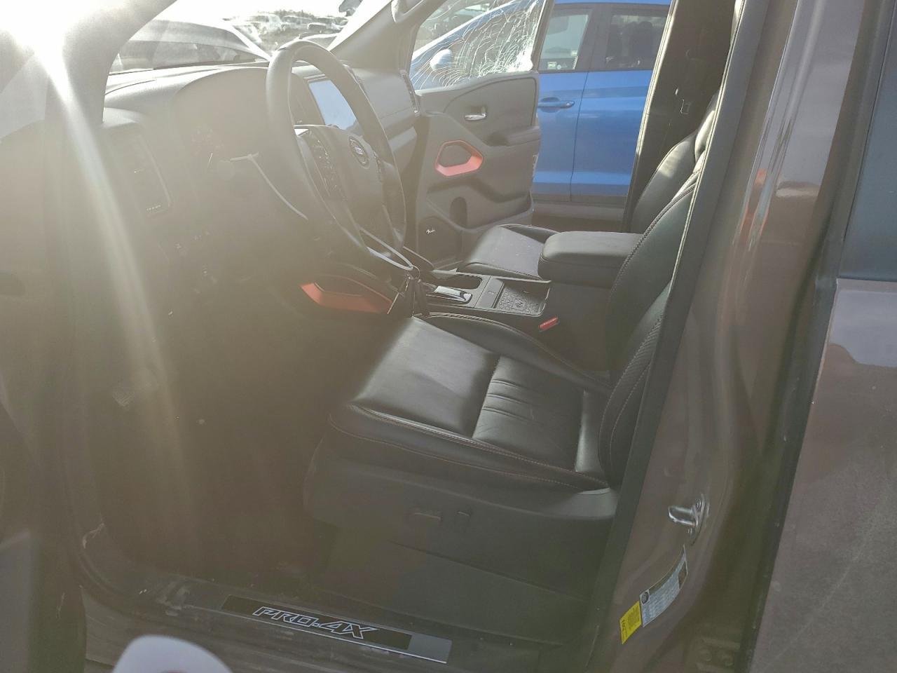 2023 NISSAN Frontier
