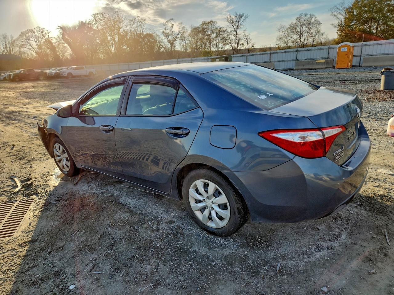 2015 TOYOTA COROLLA