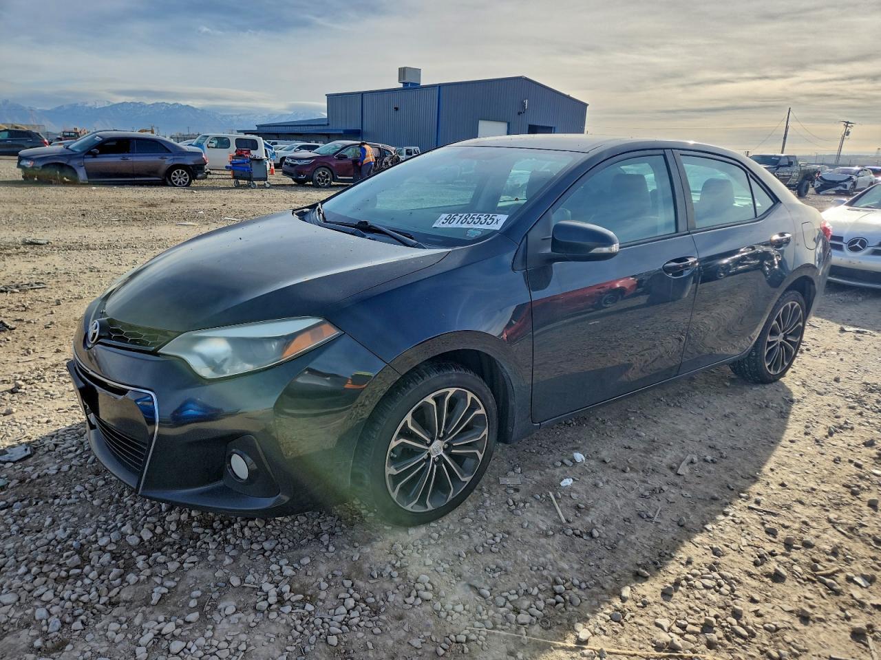 2016 TOYOTA COROLLA