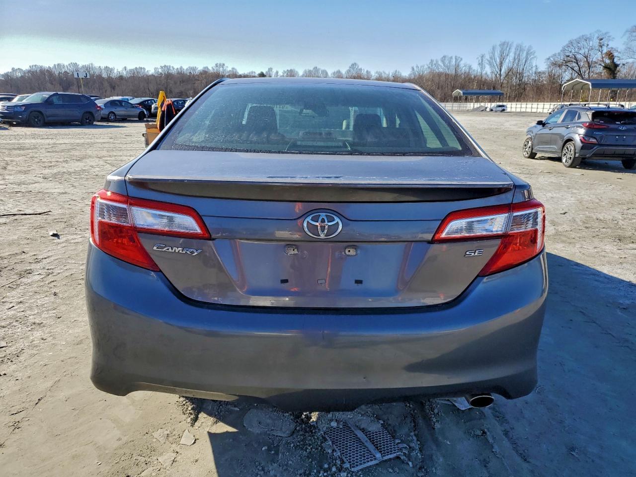 2014 TOYOTA CAMRY