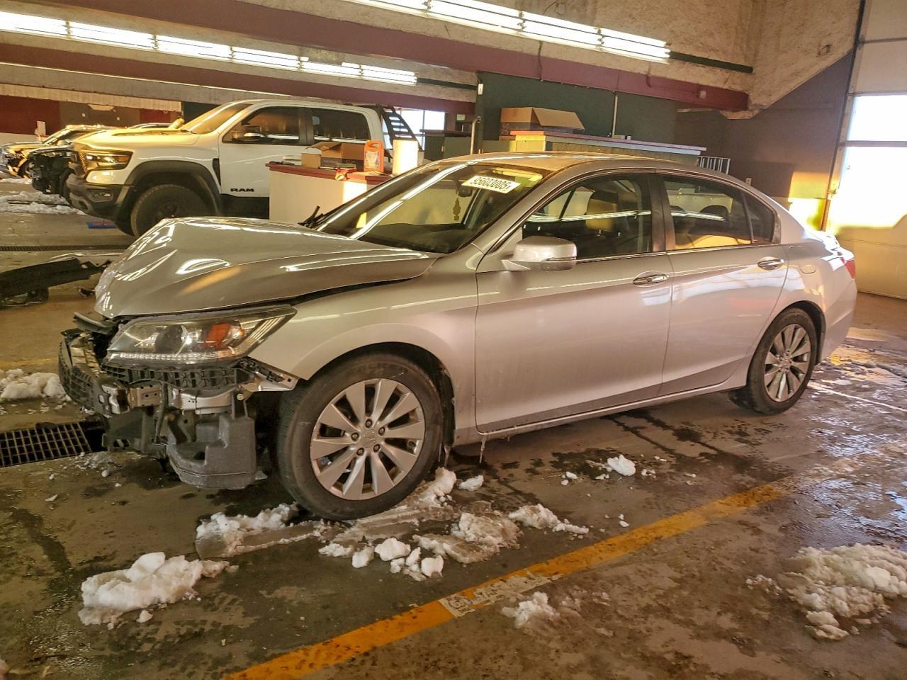 2015 HONDA ACCORD