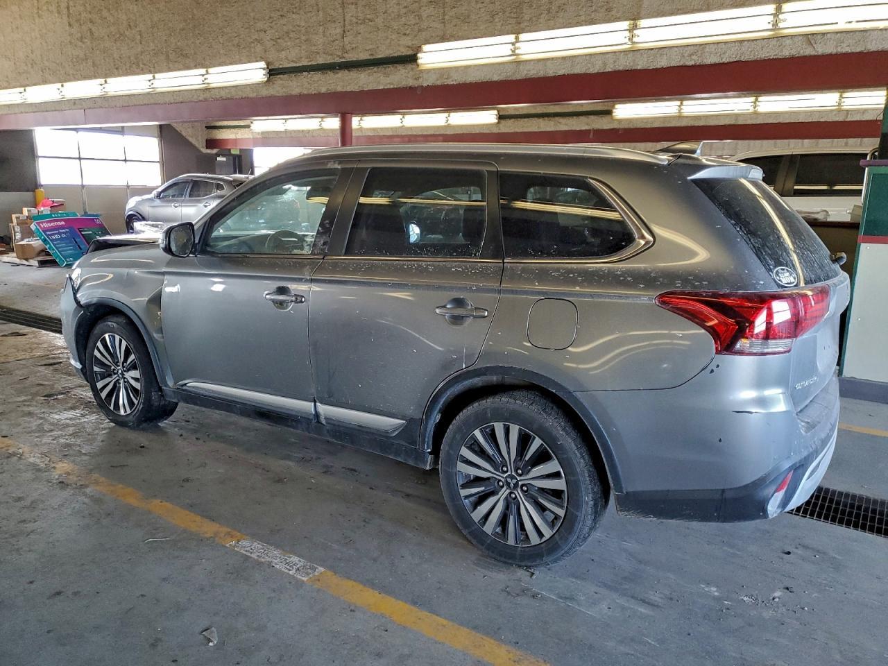 2020 MITSUBISHI outlander