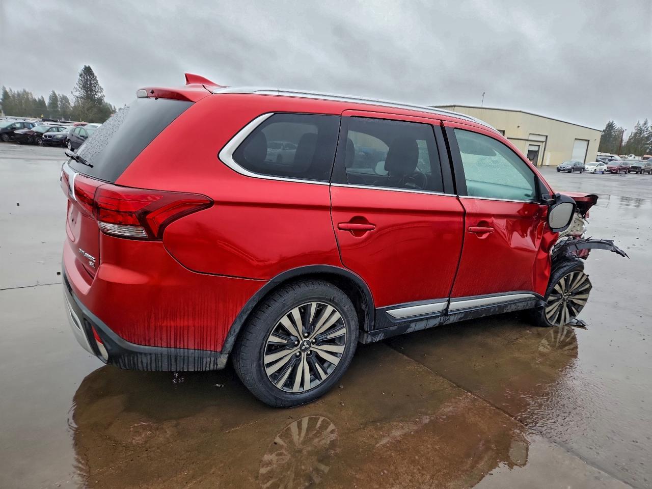 2019 MITSUBISHI outlander