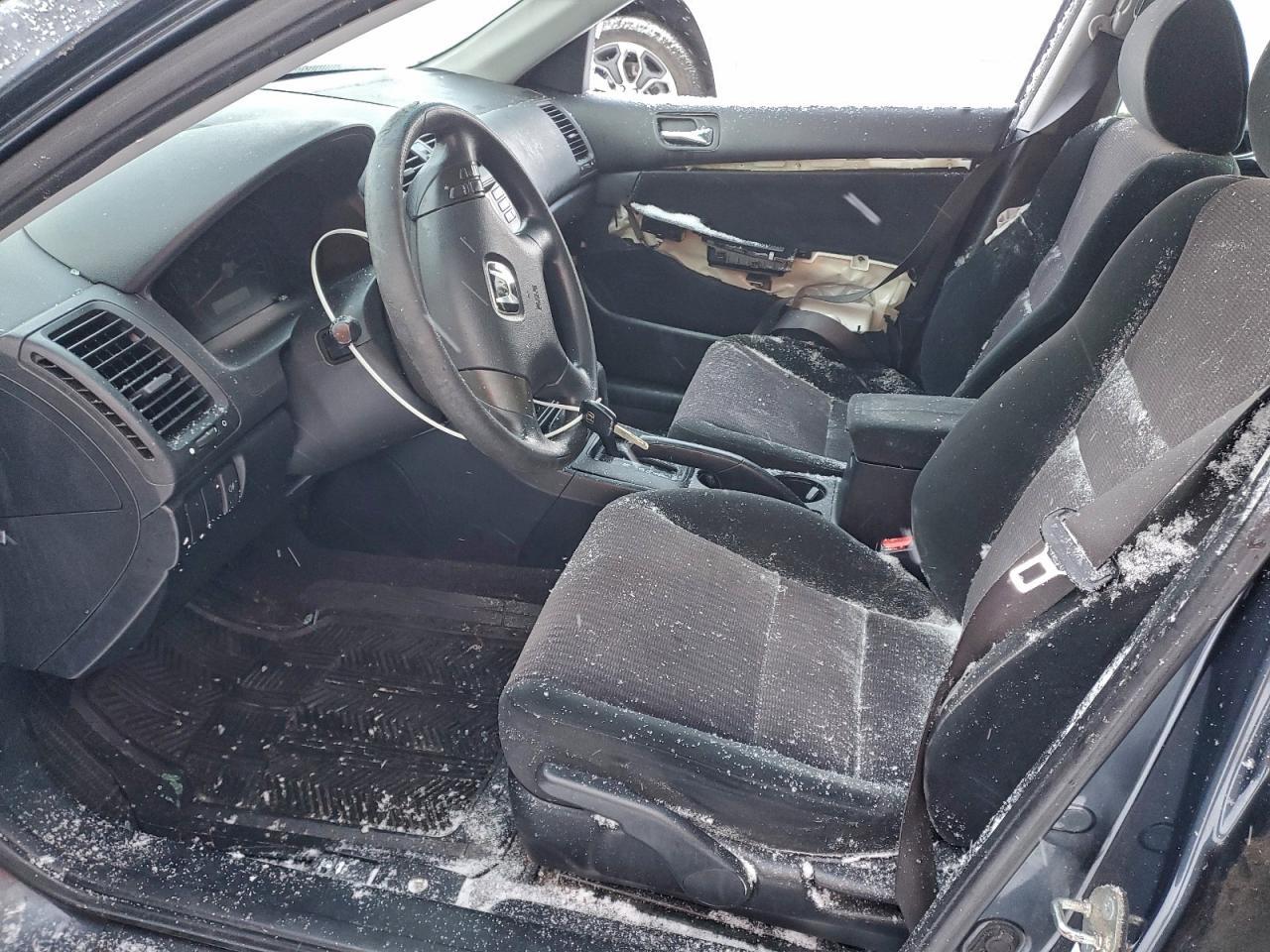 2004 HONDA ACCORD
