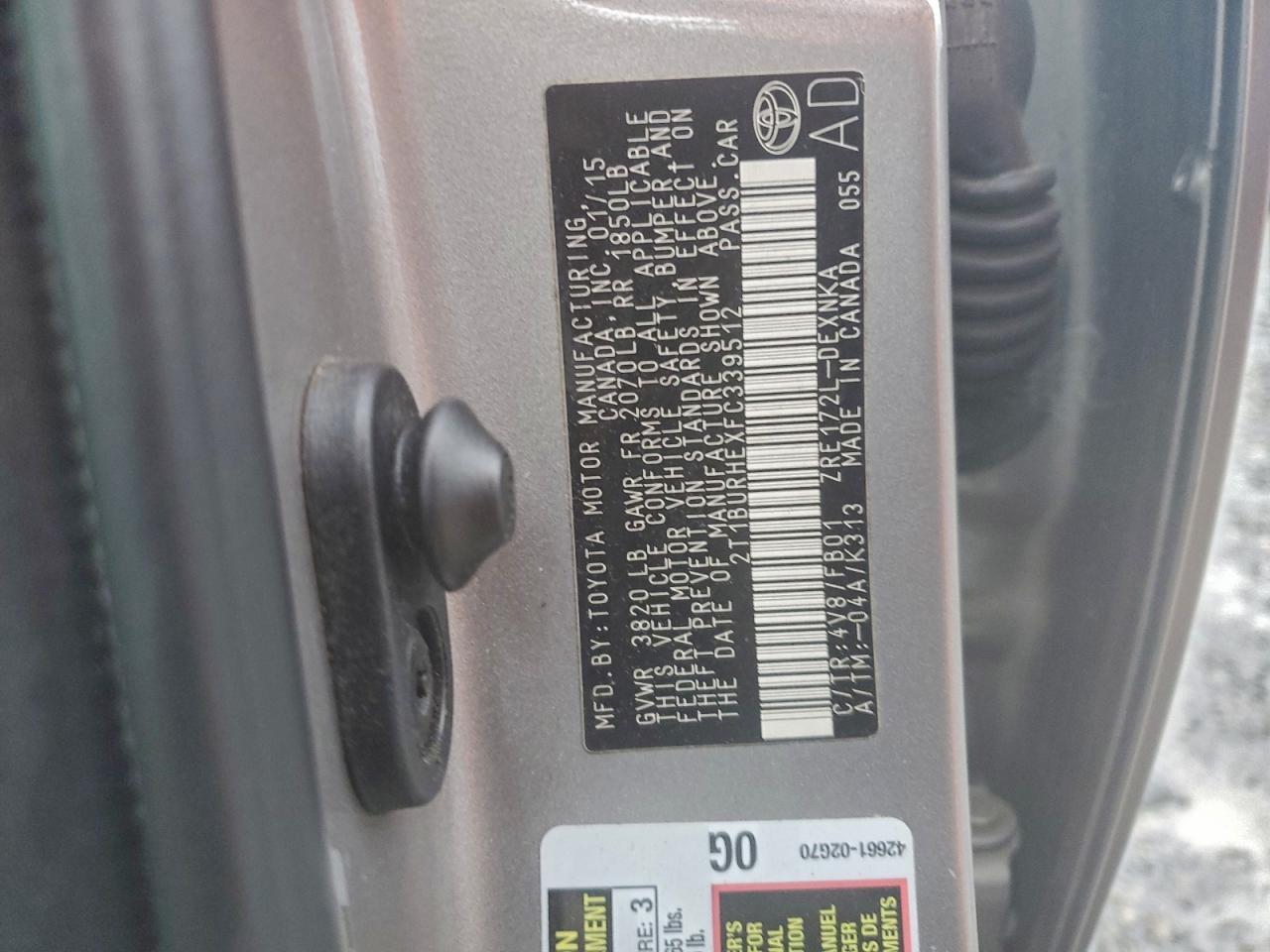 2015 TOYOTA COROLLA