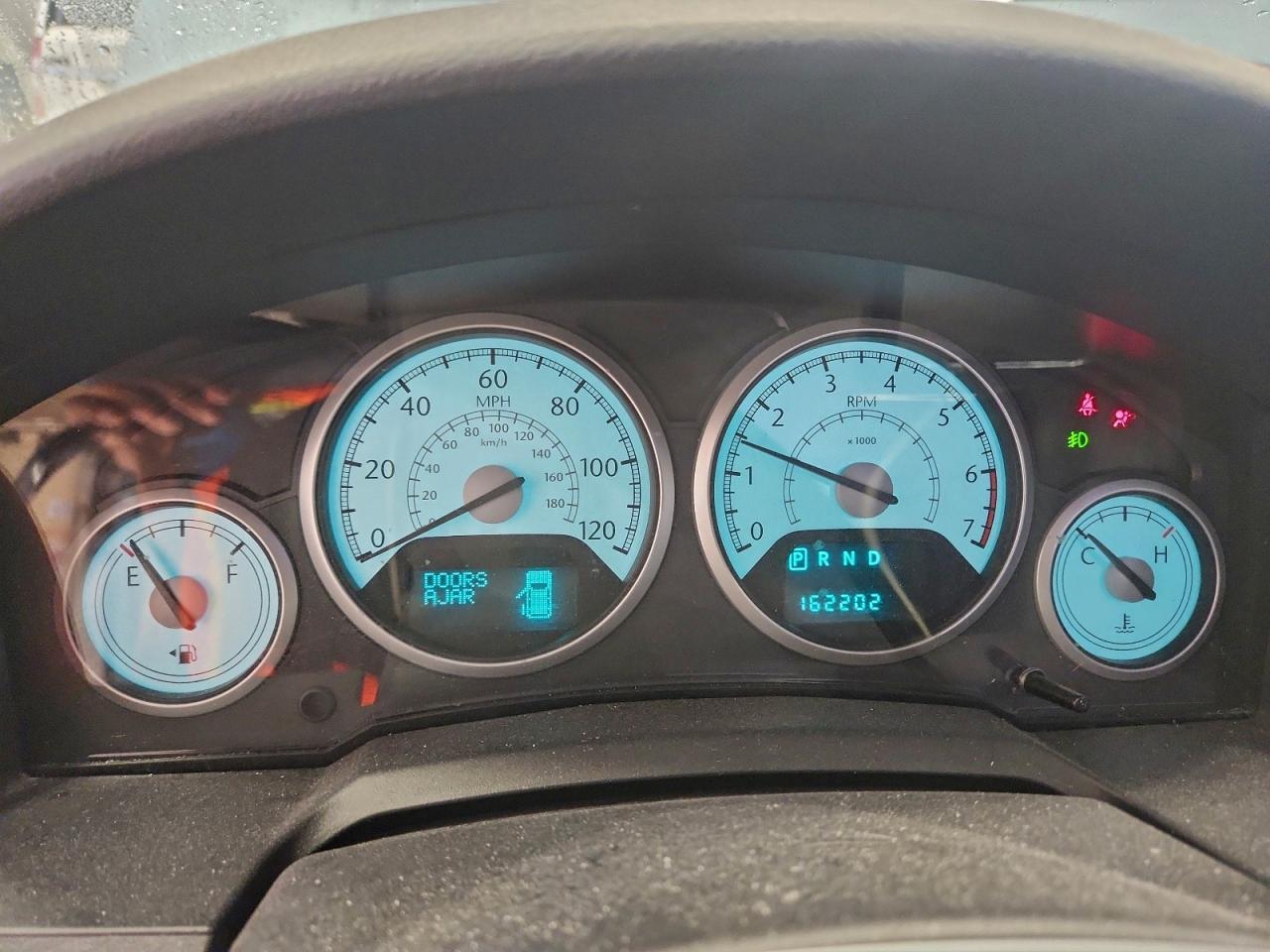 2010 CHRYSLER Town & Country