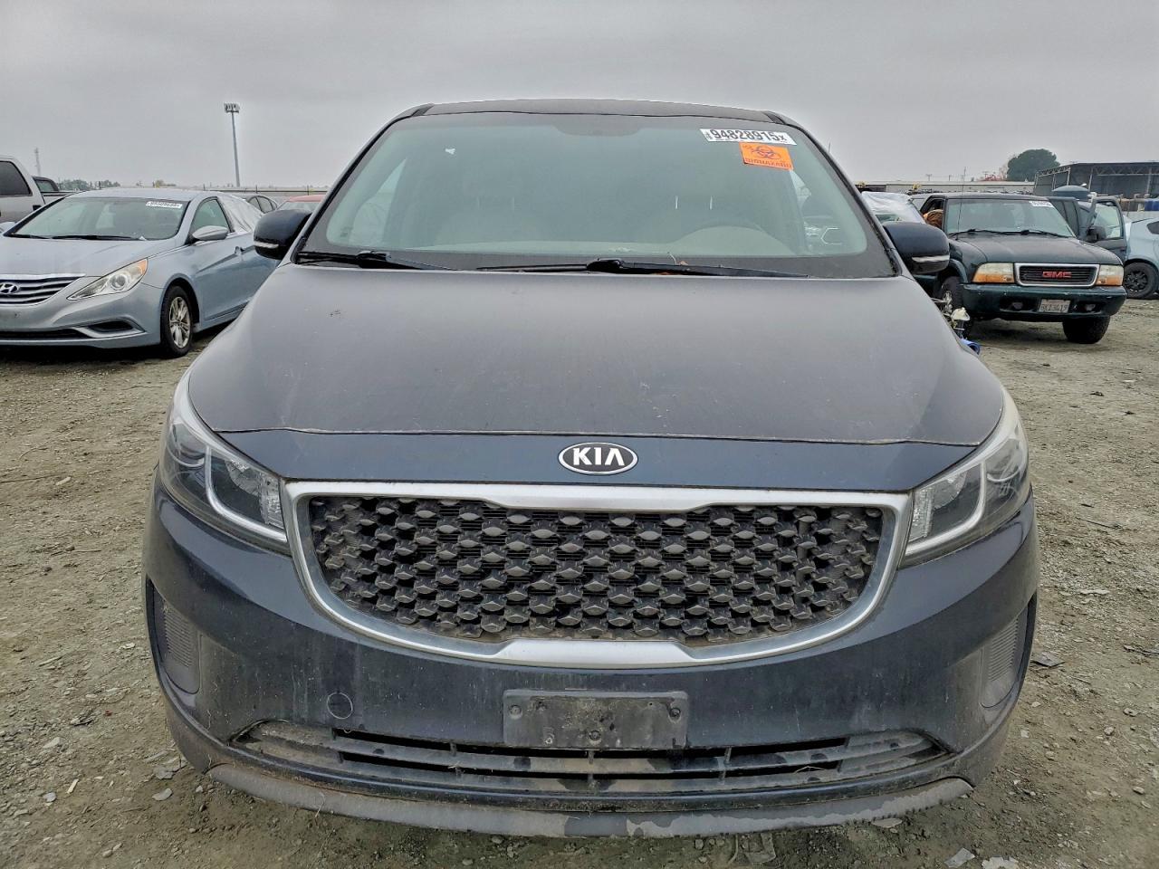 2015 KIA SEDONA