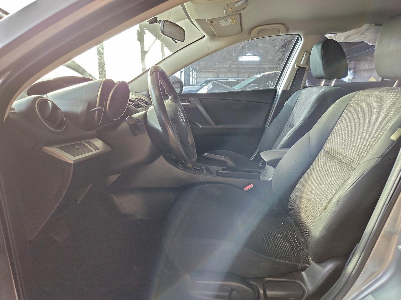 2013 MAZDA 3