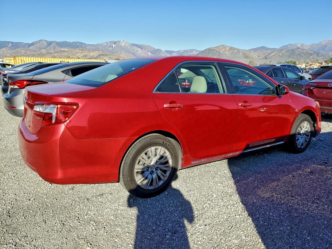 2014 TOYOTA CAMRY