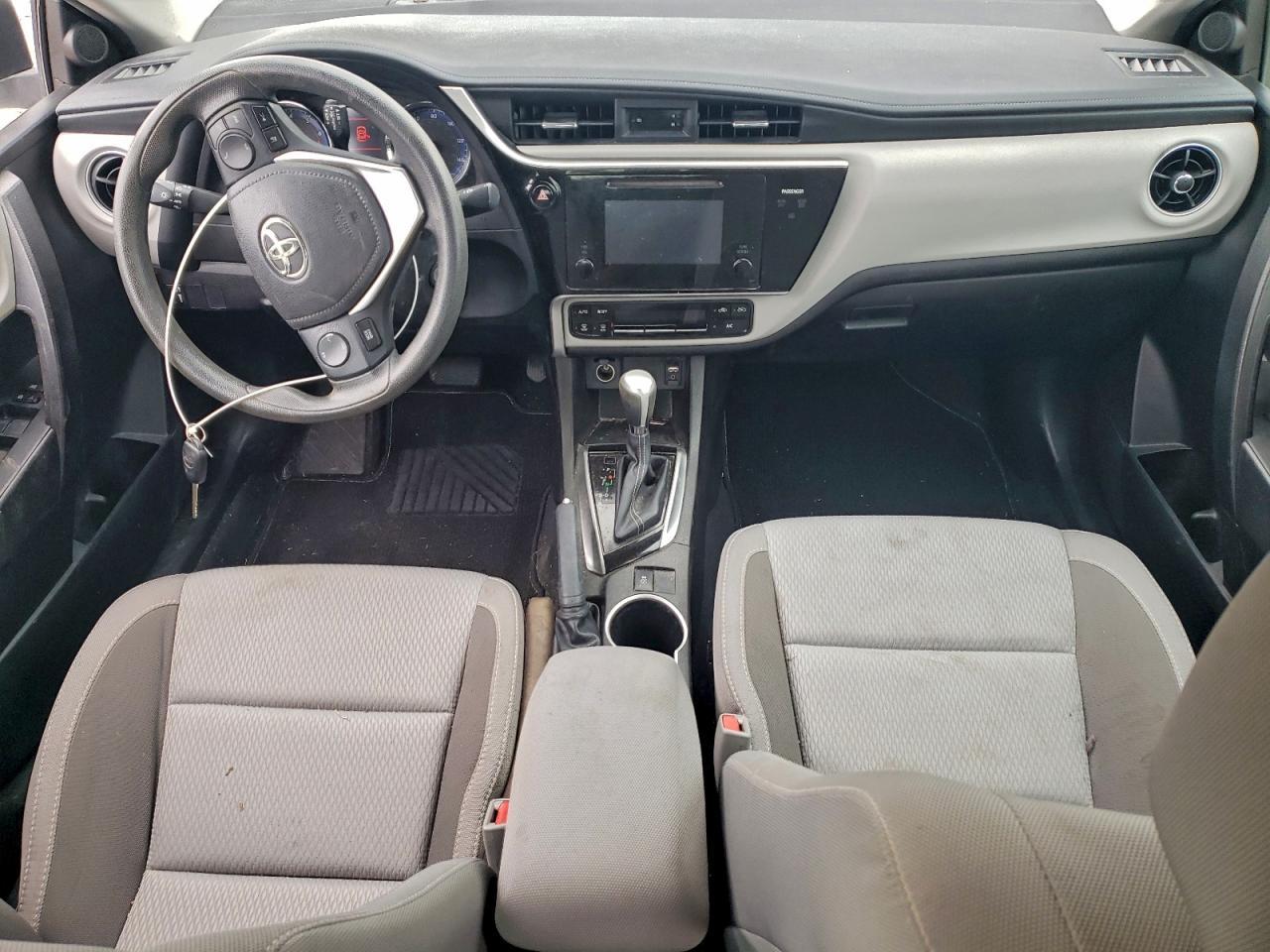 2017 TOYOTA COROLLA