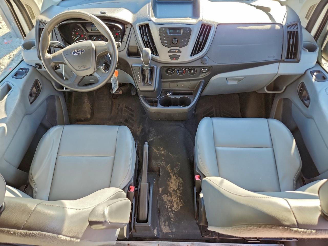 2015 FORD Transit
