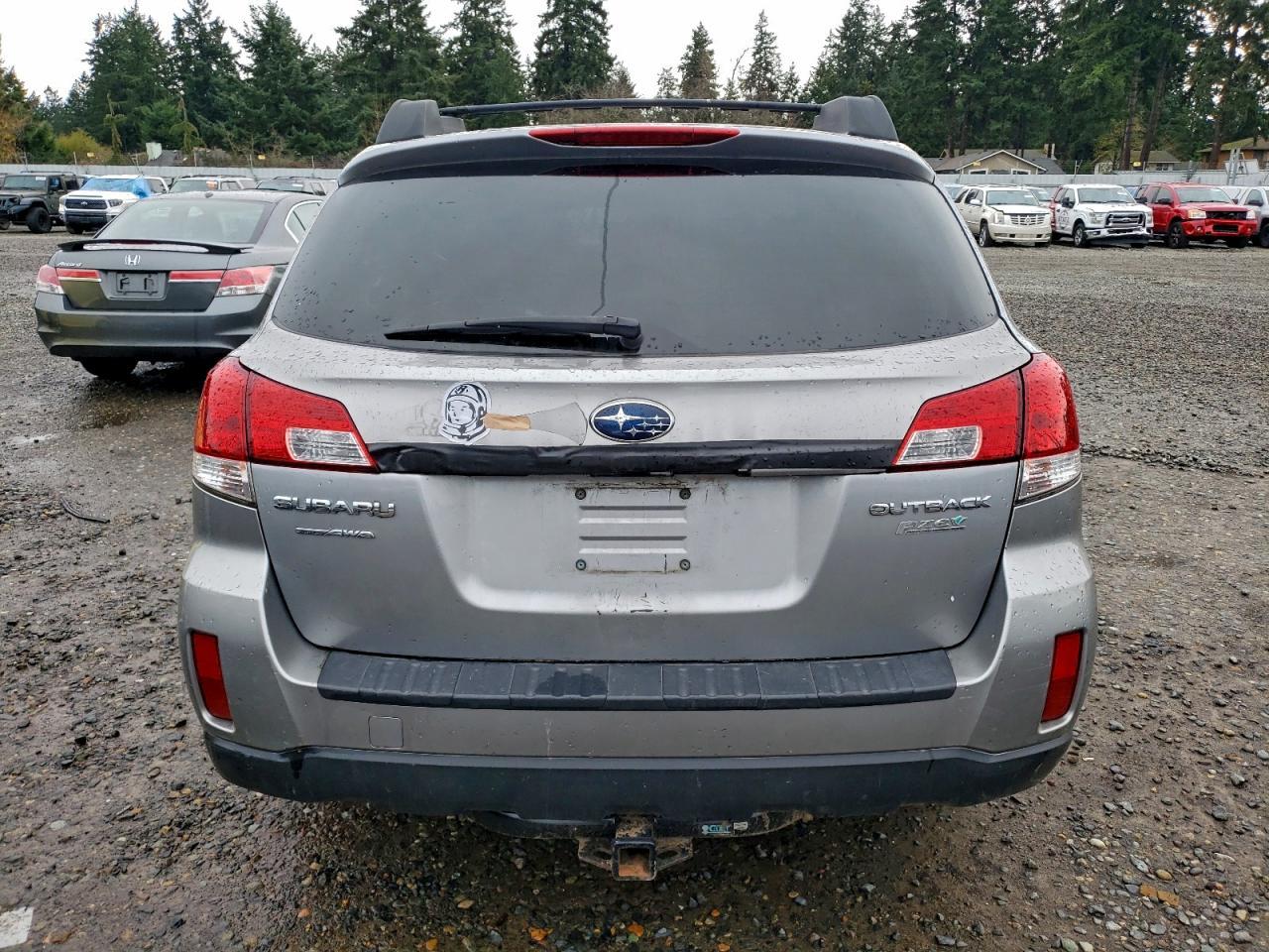 2010 SUBARU Outback