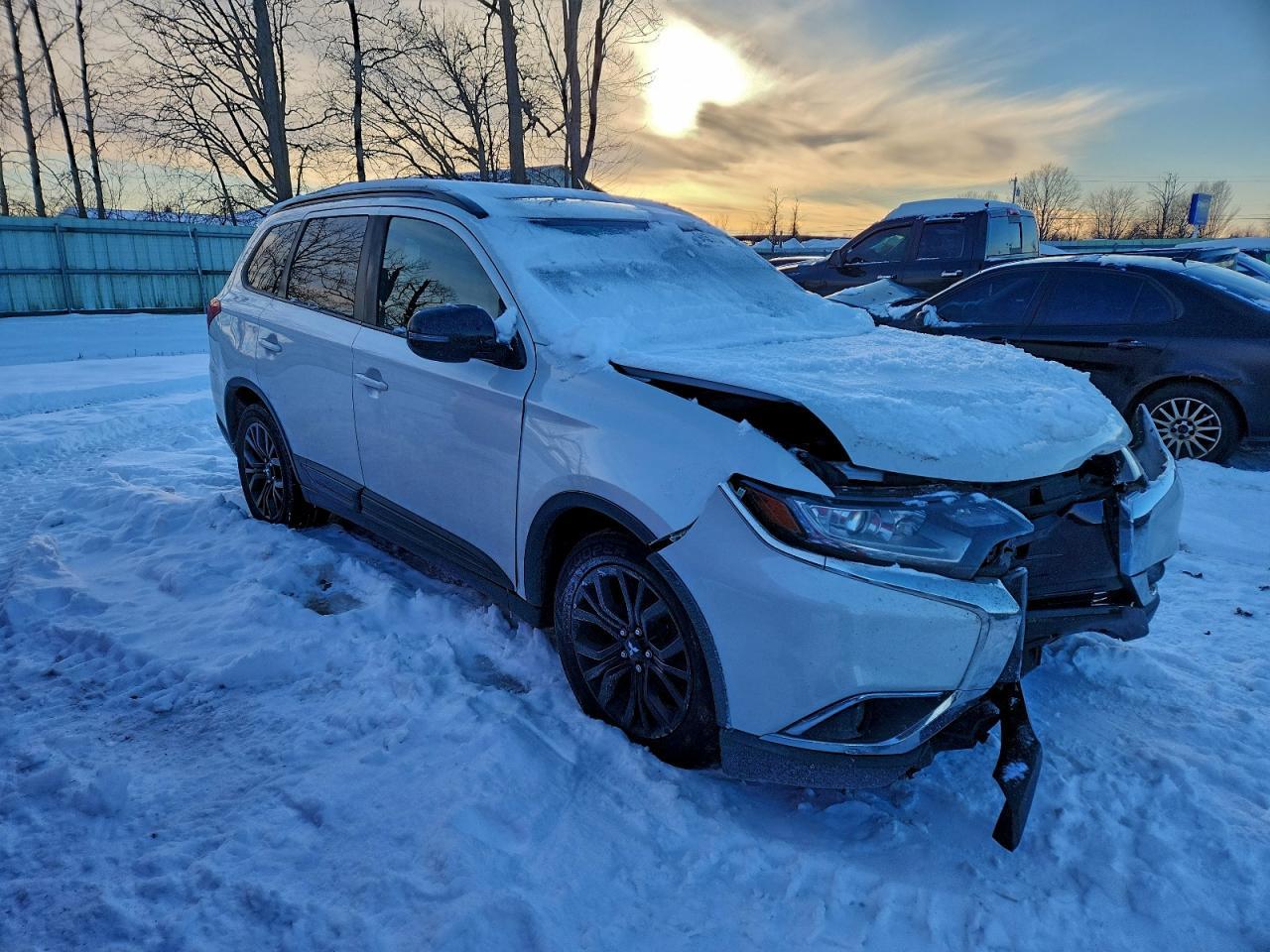 2018 MITSUBISHI outlander