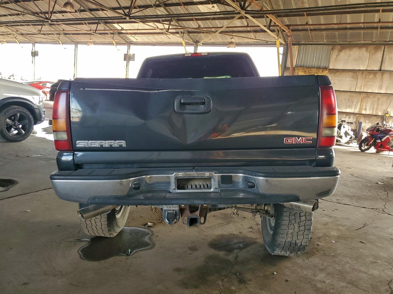 2003 GMC Sierra