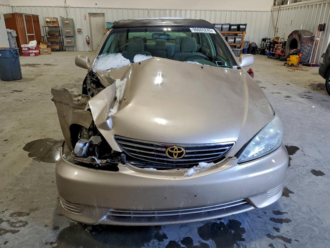 2005 TOYOTA CAMRY