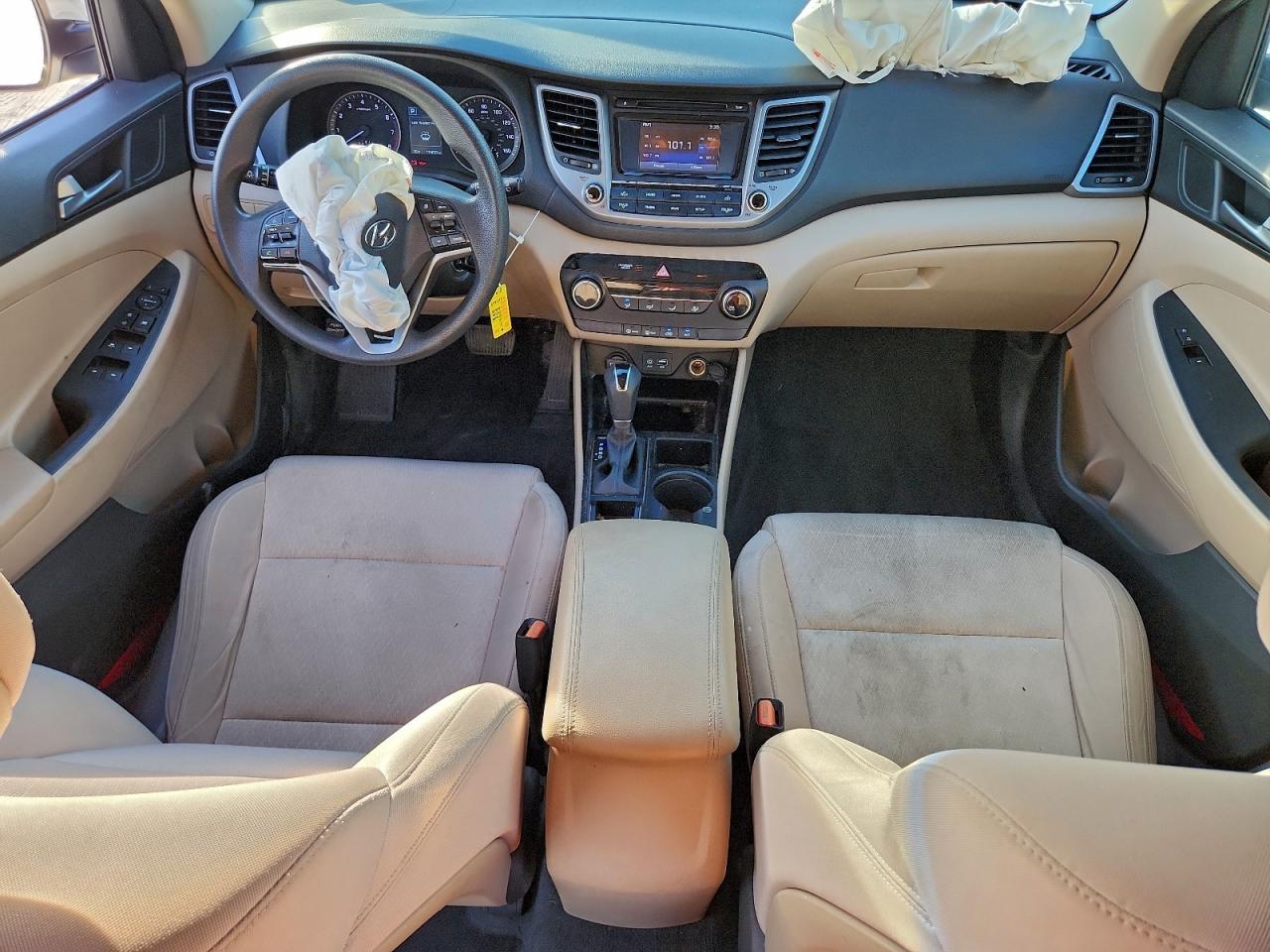 2016 HYUNDAI TUCSON