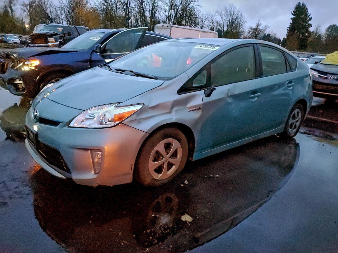 2015 TOYOTA PRIUS