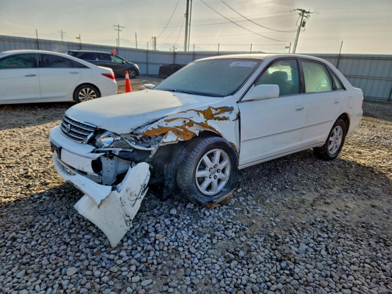2003 TOYOTA Avalon