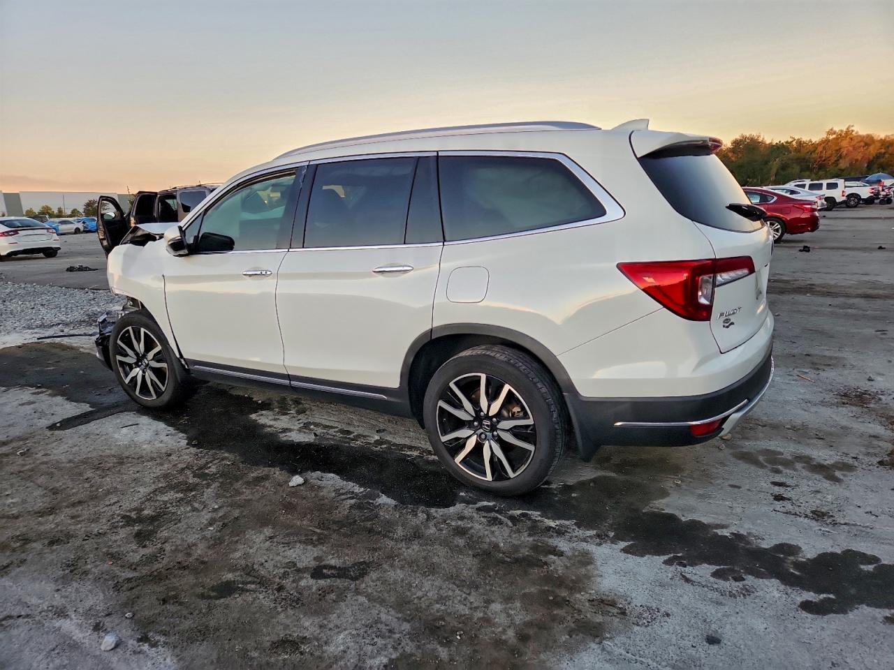 2022 HONDA PILOT