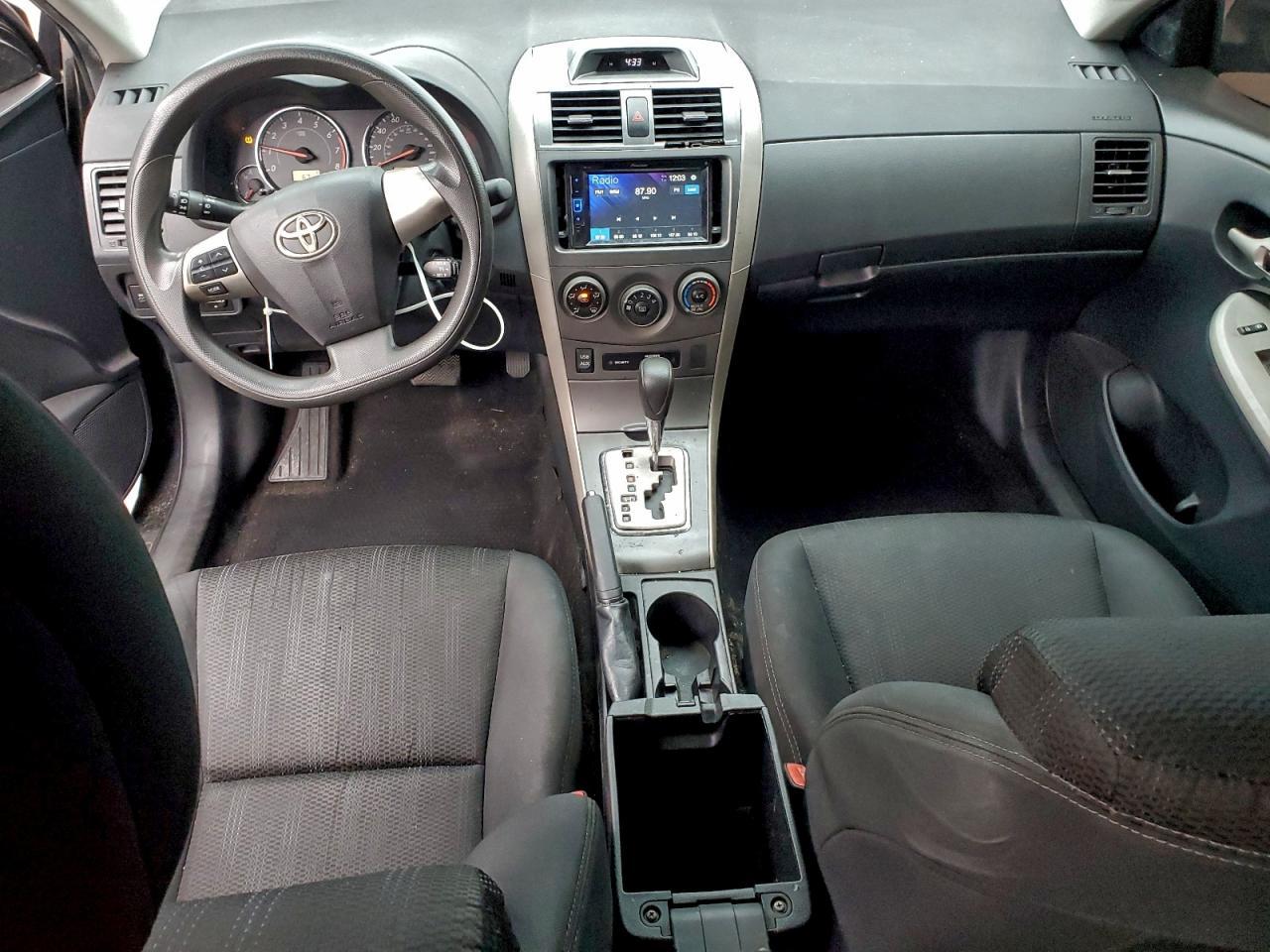 2013 TOYOTA COROLLA
