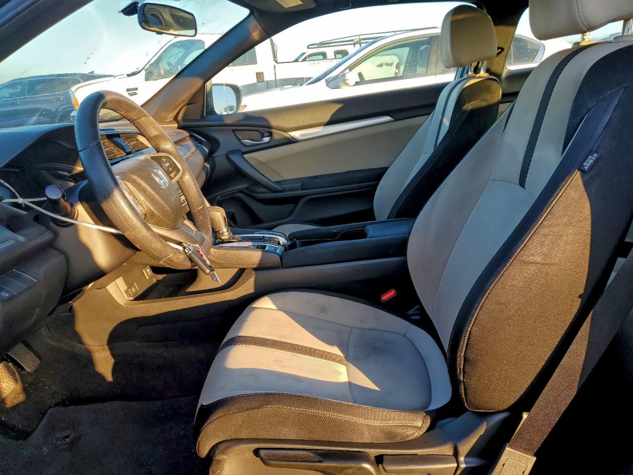 2016 HONDA CIVIC